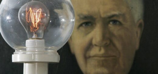 توماس آلوا ادیسون مخترع لامپ